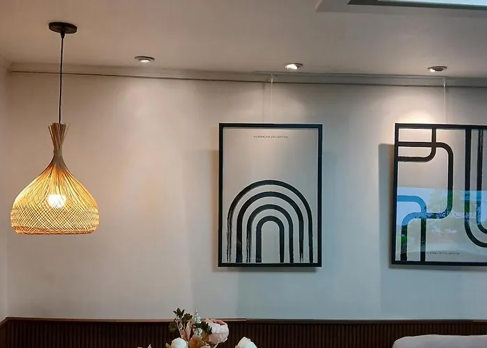 용산 효창공원 도보 3분, 5박 이상 투숙시 무료 공항 픽업&조식 제공, 수하물 보관 서비스 제공 * Séoul